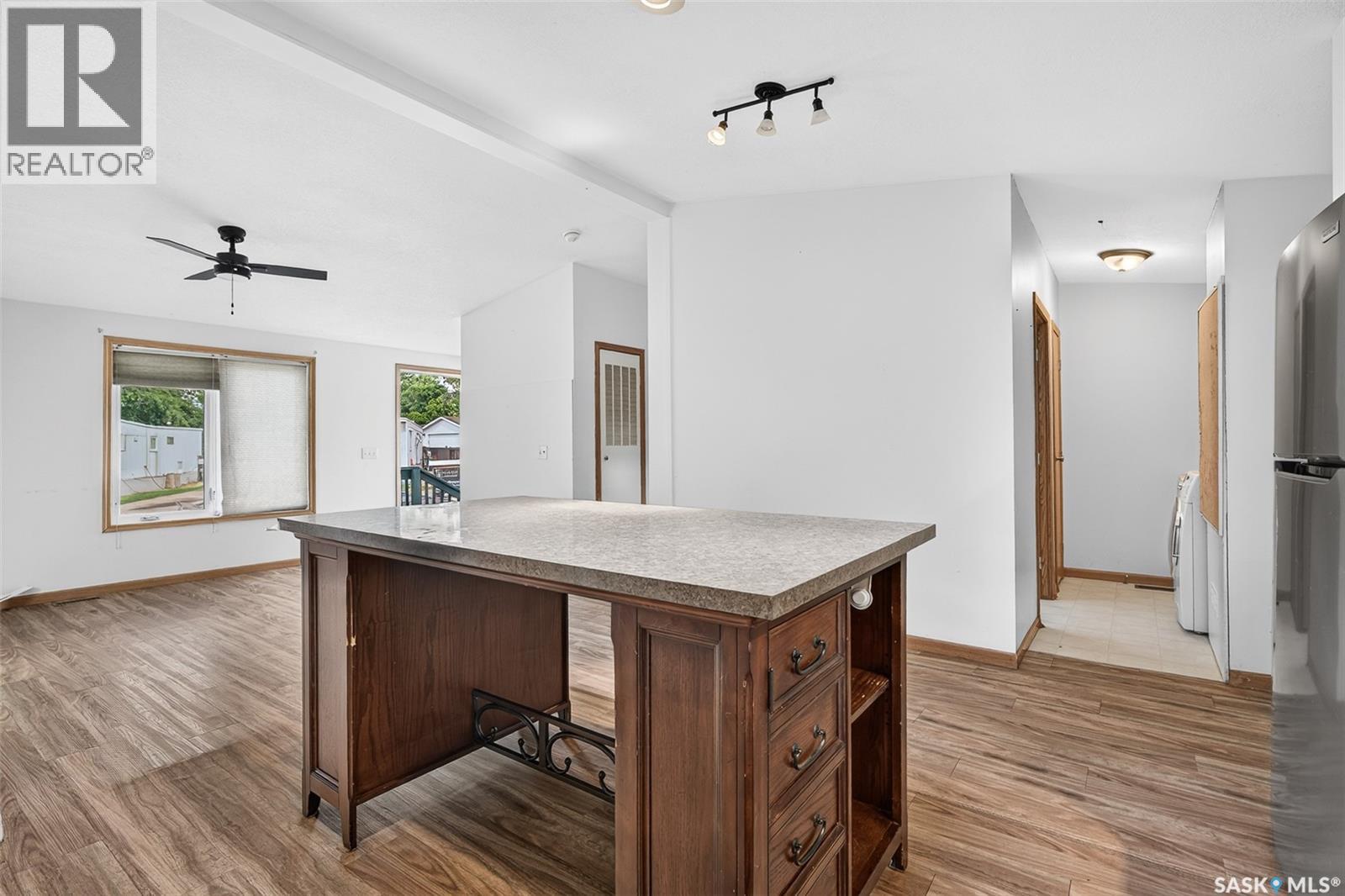 D4 1295 9th AVENUE NE — photo 21