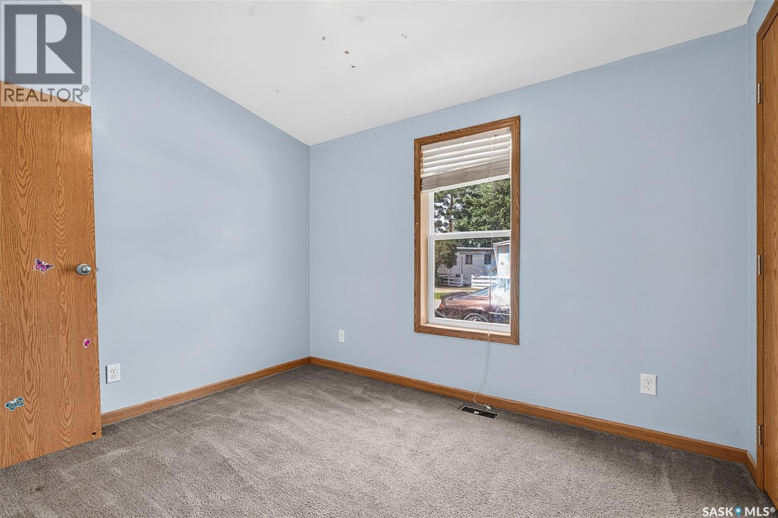 D4 1295 9th AVENUE NE — photo 35
