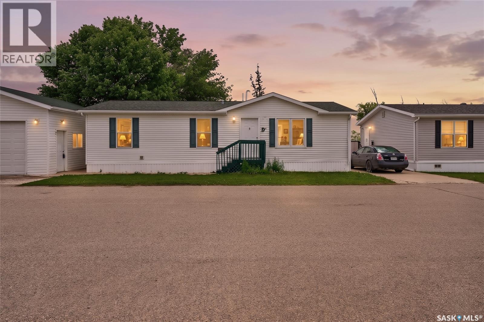 D4 1295 9th AVENUE NE - photo 4