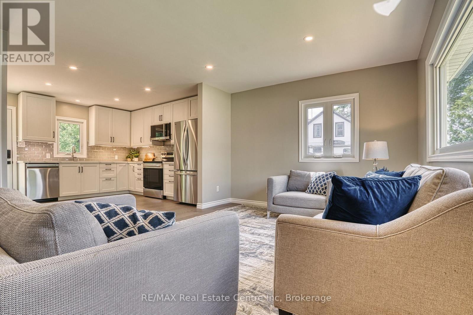 85088 GREY ROAD 14 - 8