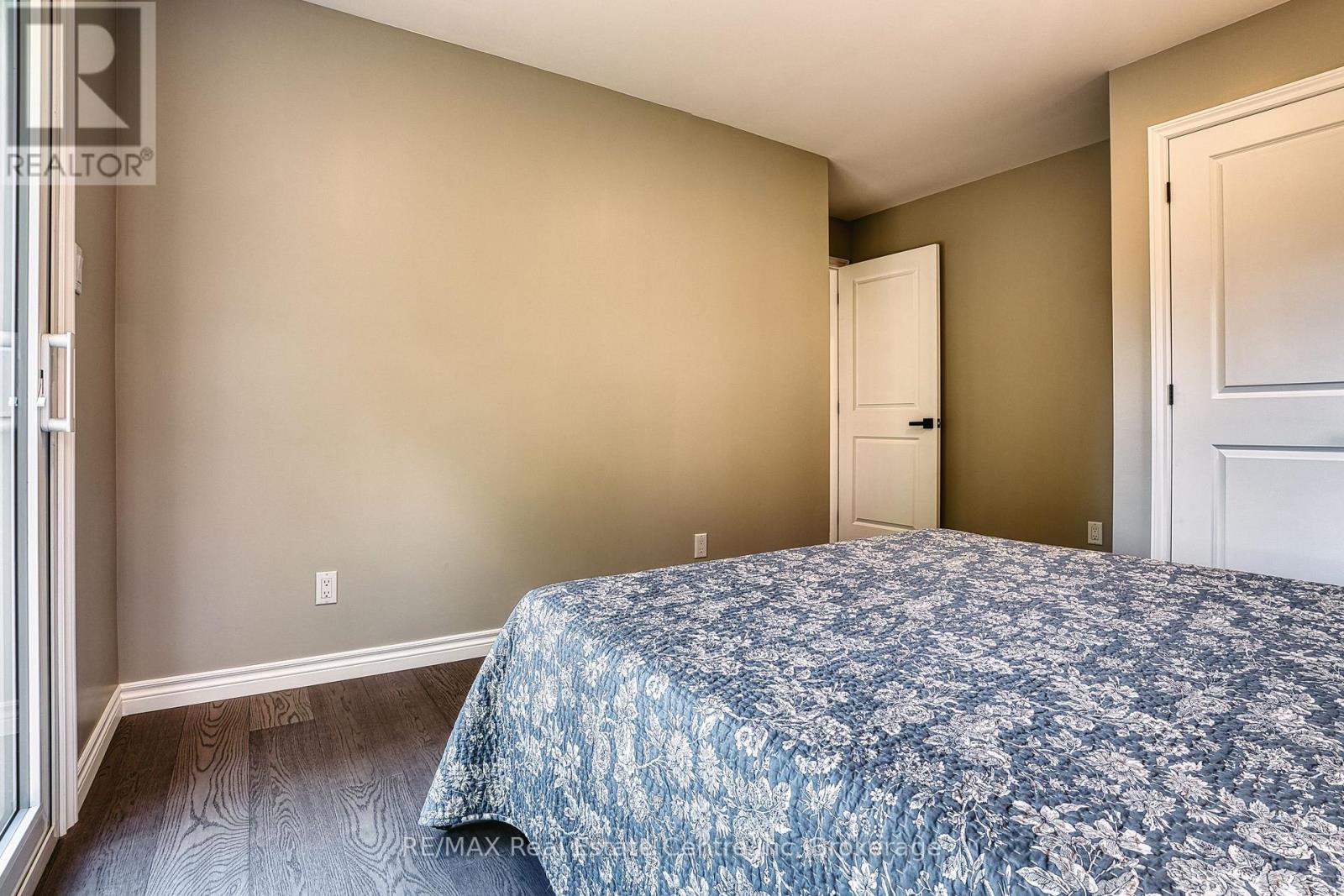85088 GREY ROAD 14 - 21