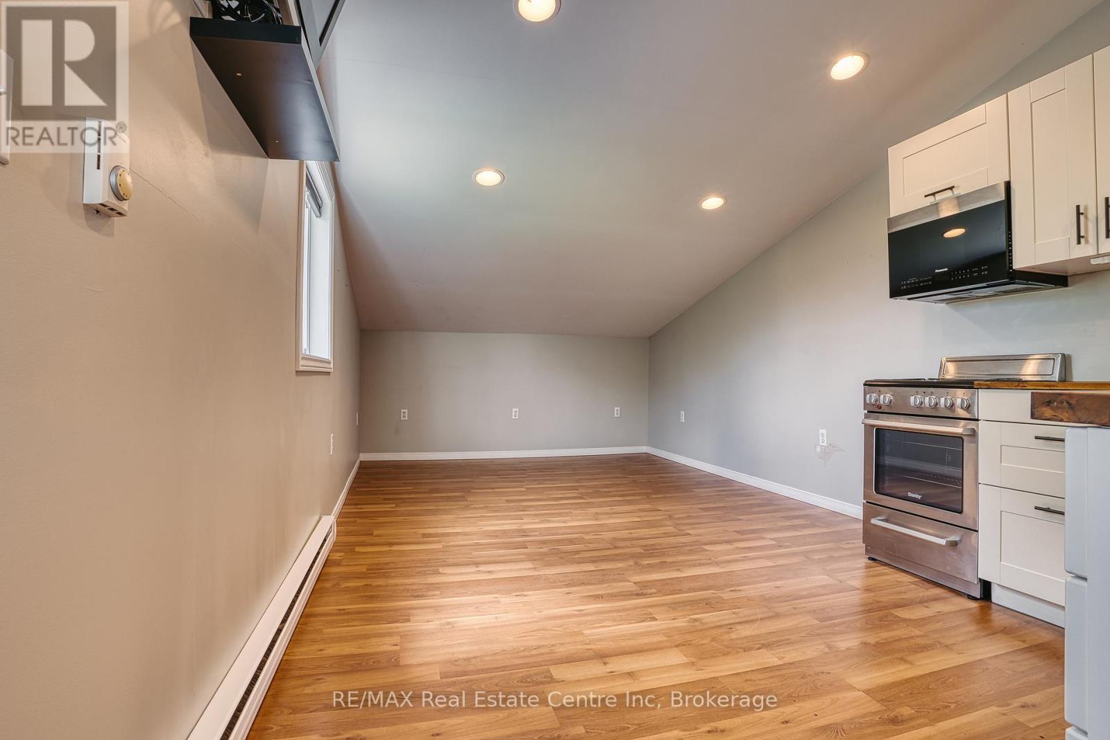 85088 GREY ROAD 14 - 32