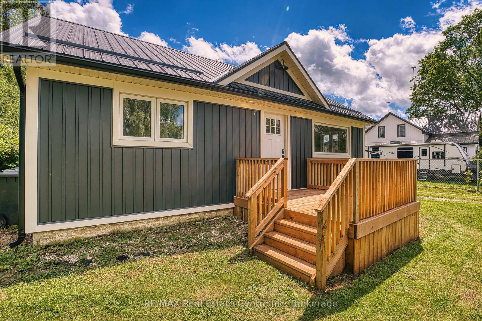 85088 GREY ROAD 14 - 6