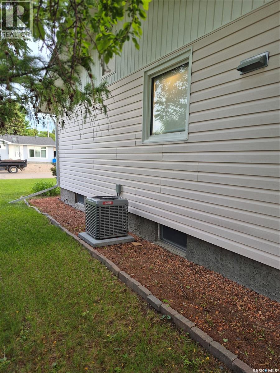 108 Downey STREET — photo 25