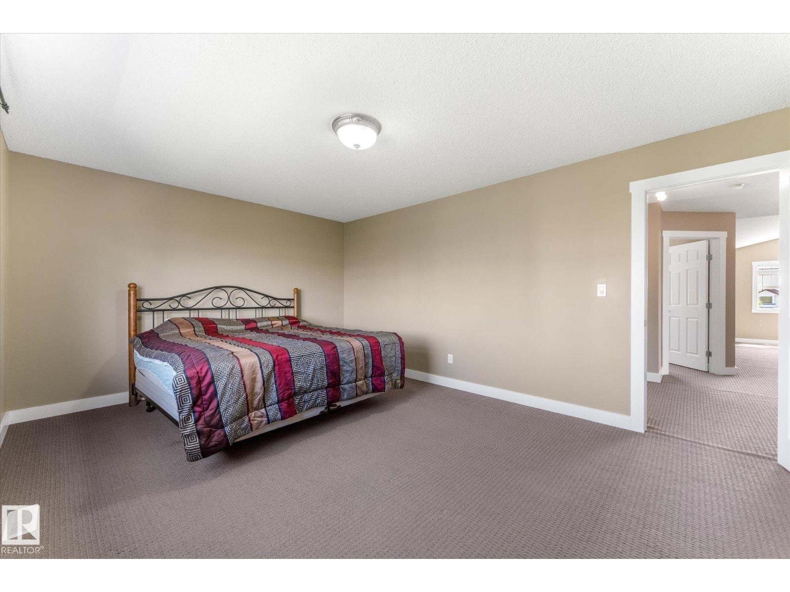 488 MACEWAN RD SW - 25