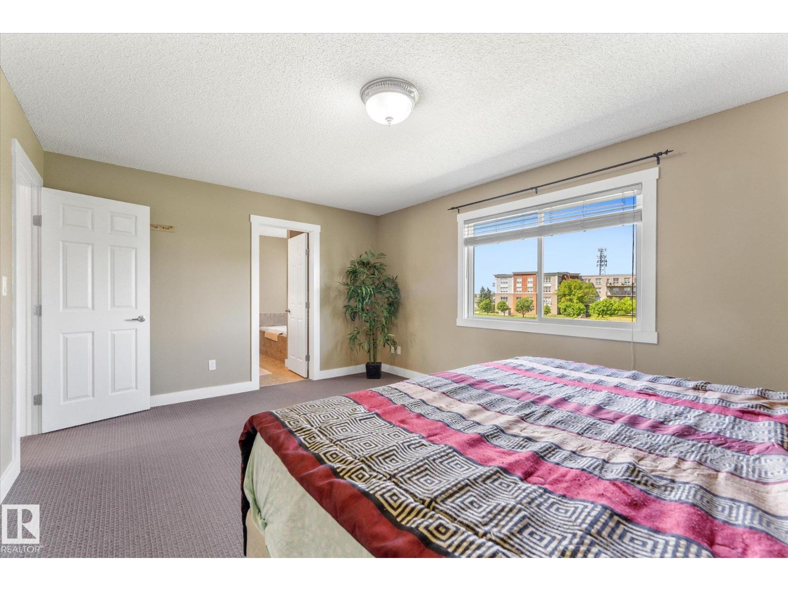 488 MACEWAN RD SW — photo 26