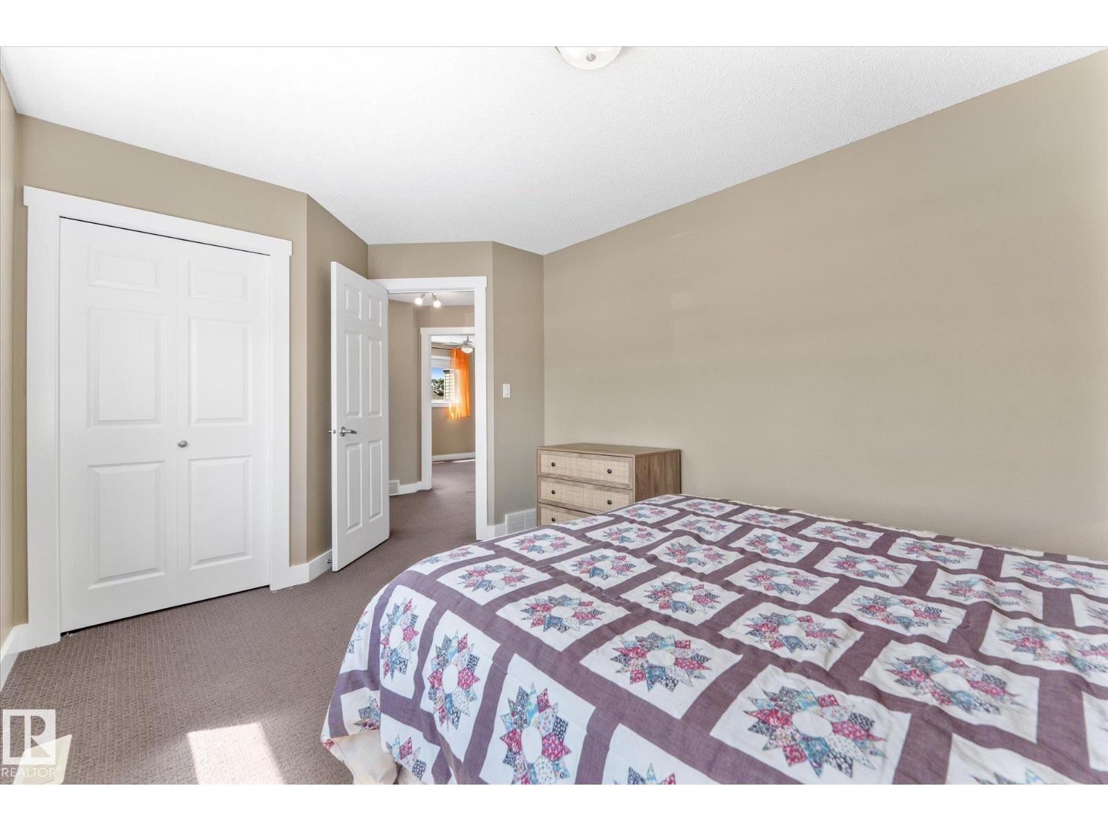 488 MACEWAN RD SW — photo 30
