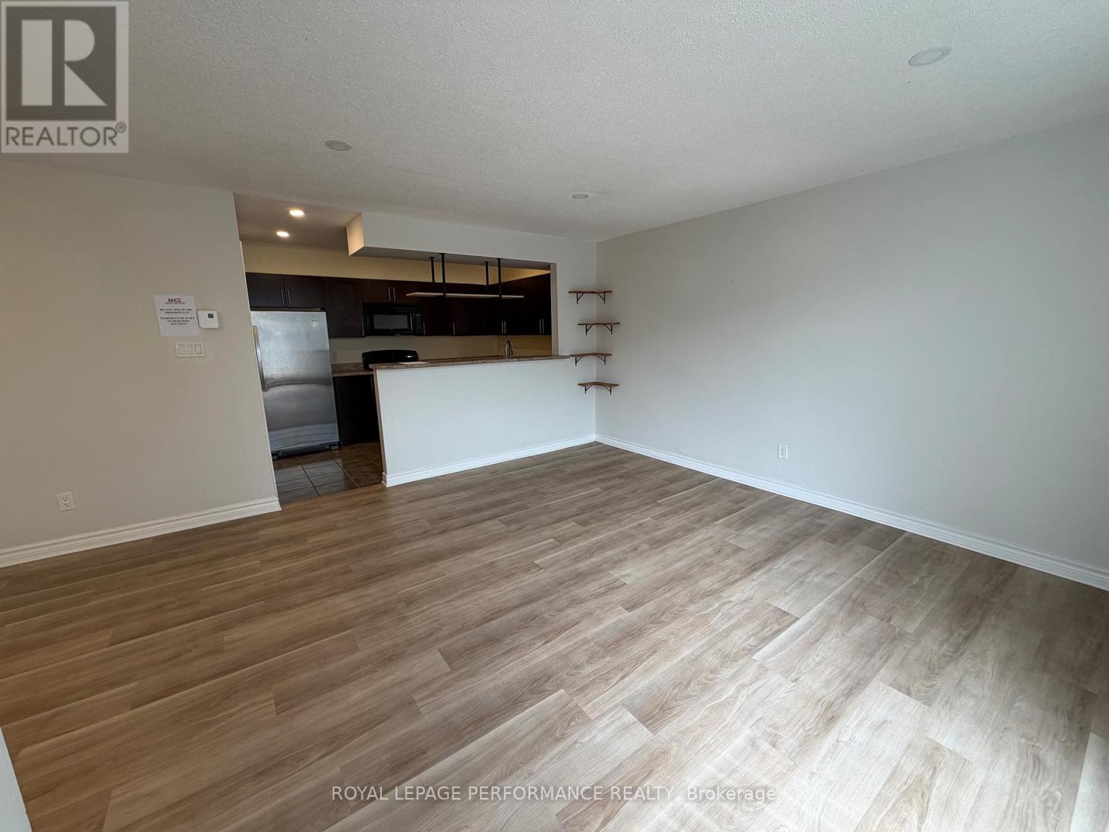 #22 1250 MCWATTERS ROAD - 11