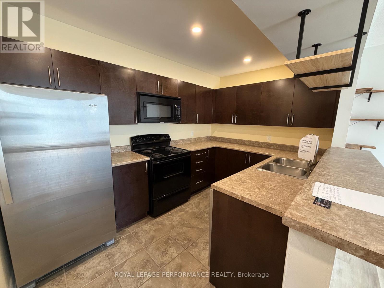#22 1250 MCWATTERS ROAD - 8
