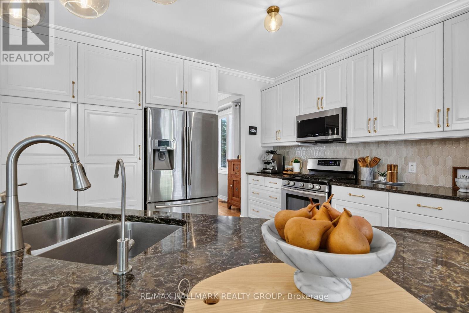 4 Bed, 3 Bath House for Sale in Ottawa – 85 KNOWLTON DRIVE, Ottawa – MLS# X13470264 - Image 15