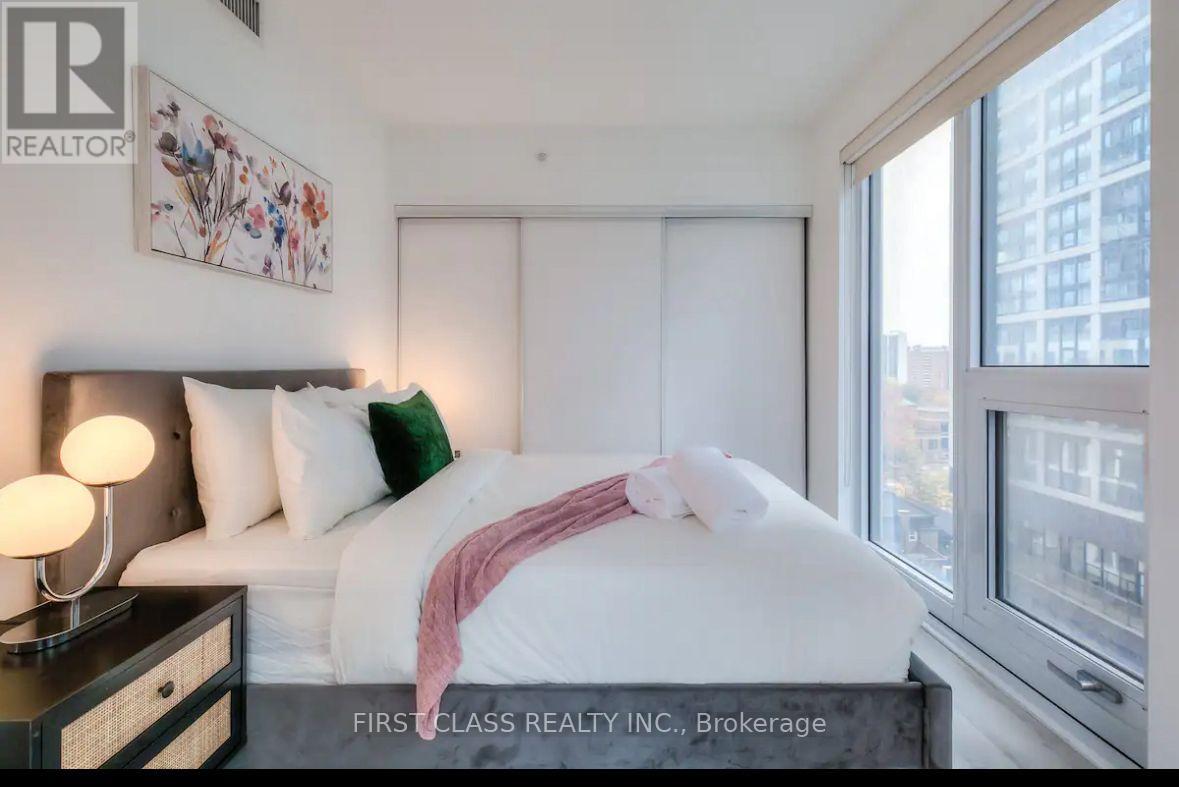 #826 251 JARVIS STREET - 14