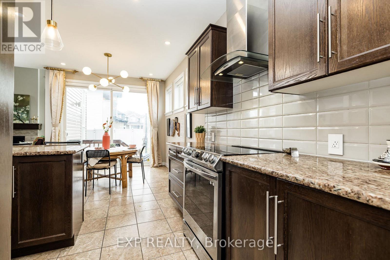 119 RIDDELL STREET - 13