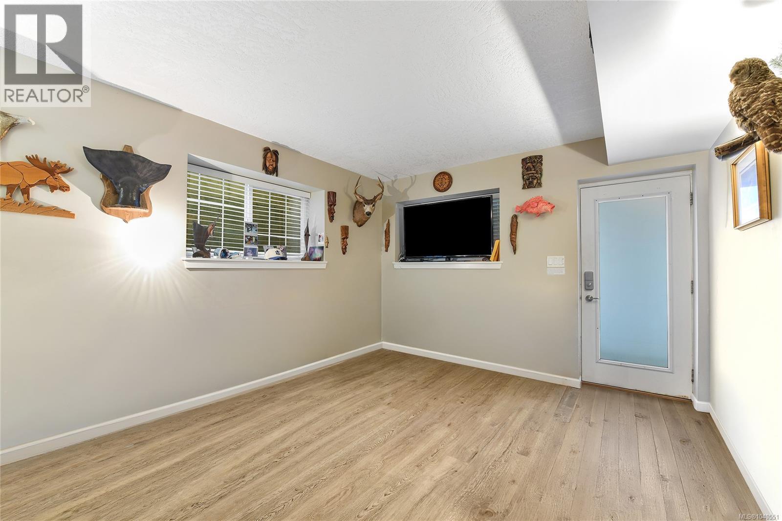 6466 WILLOWPARK Way - 60