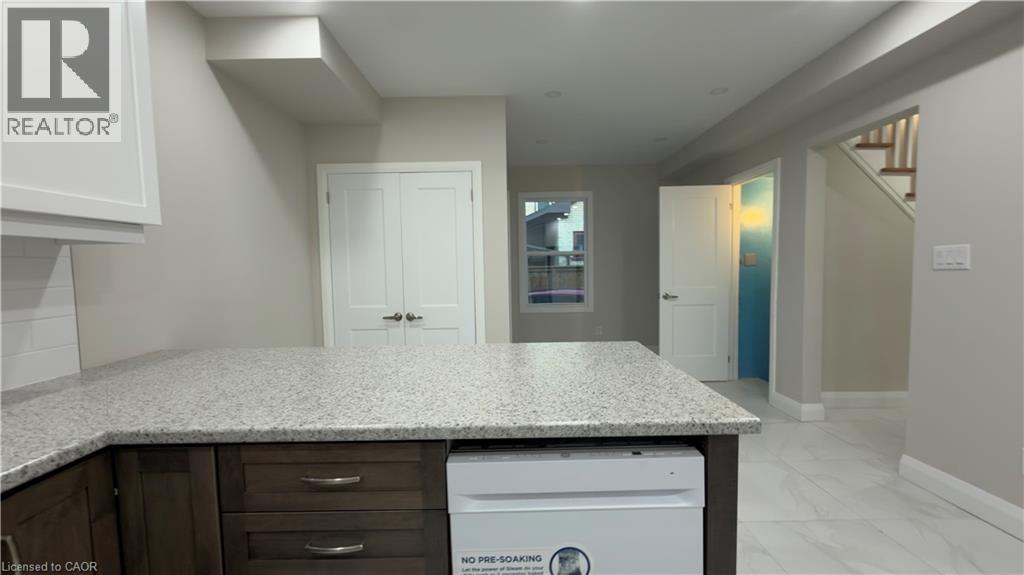 18 MIEHM Place - 3