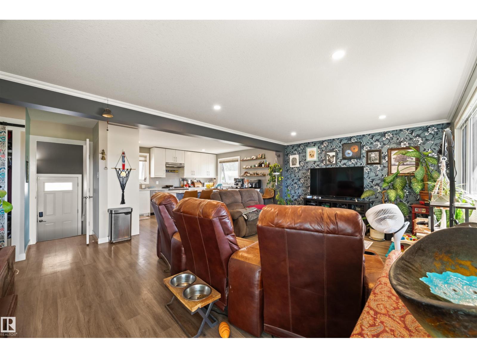 12002 39 ST NW - 2