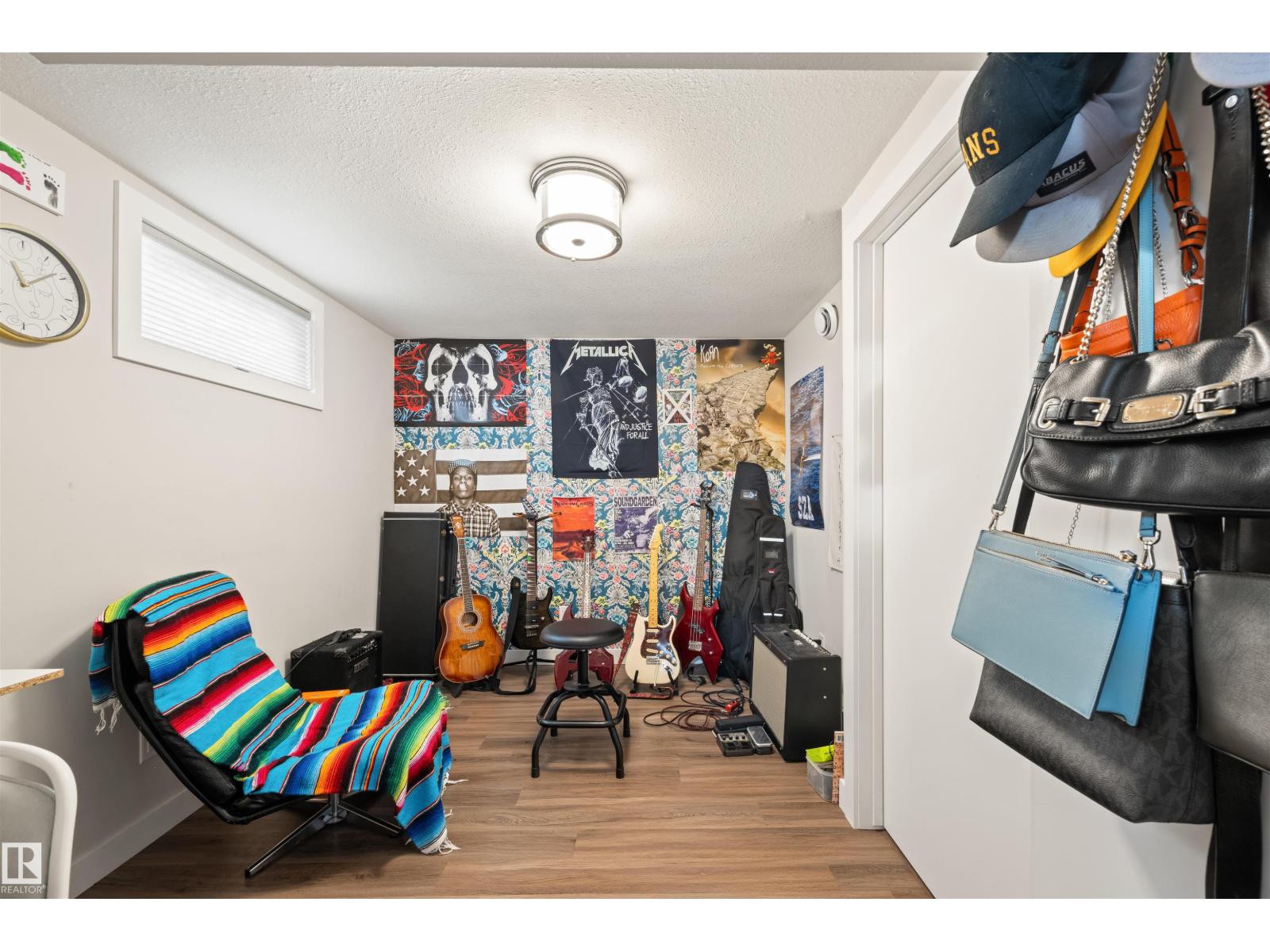 12002 39 ST NW - 21