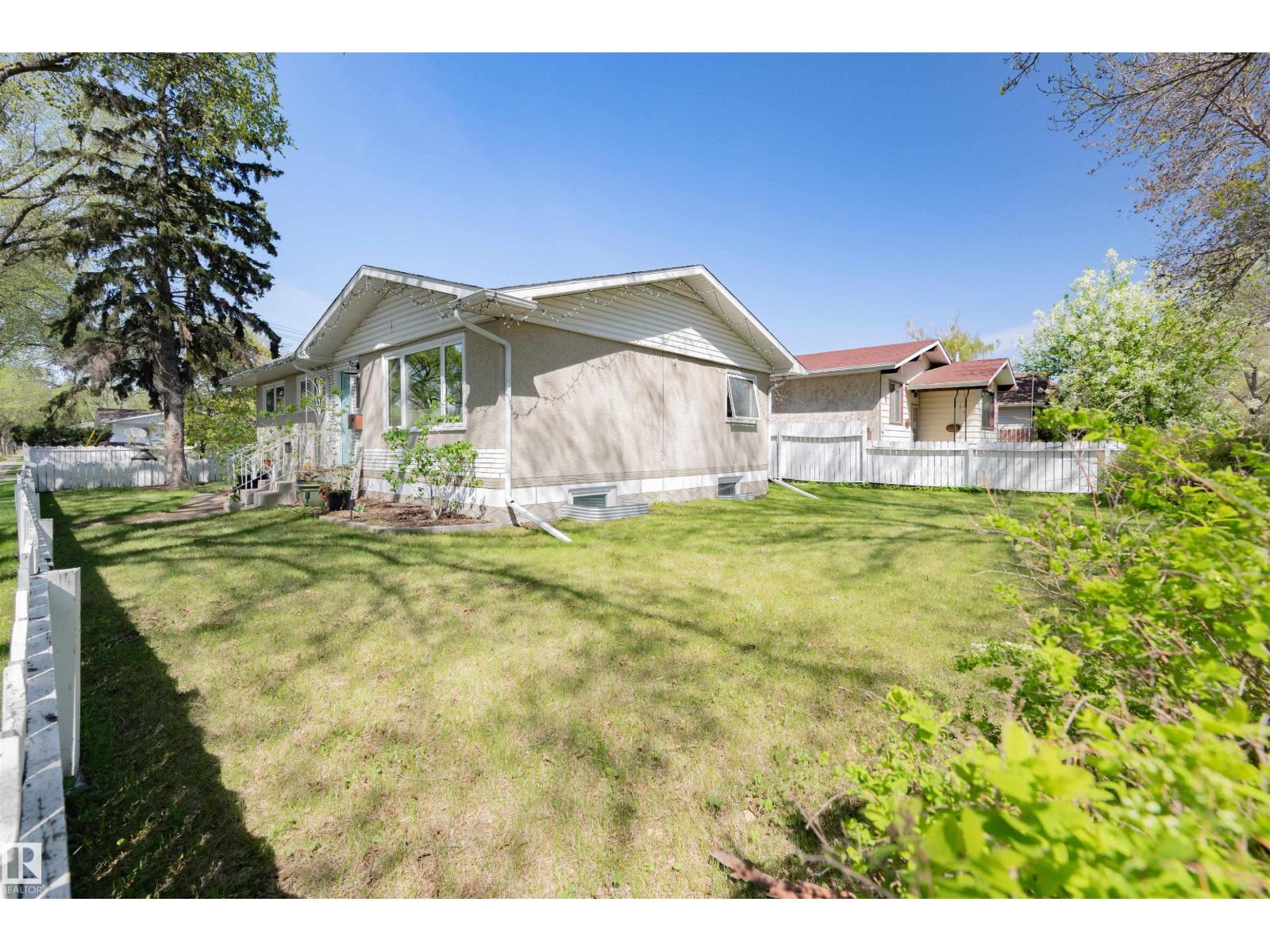 12002 39 ST NW - 30