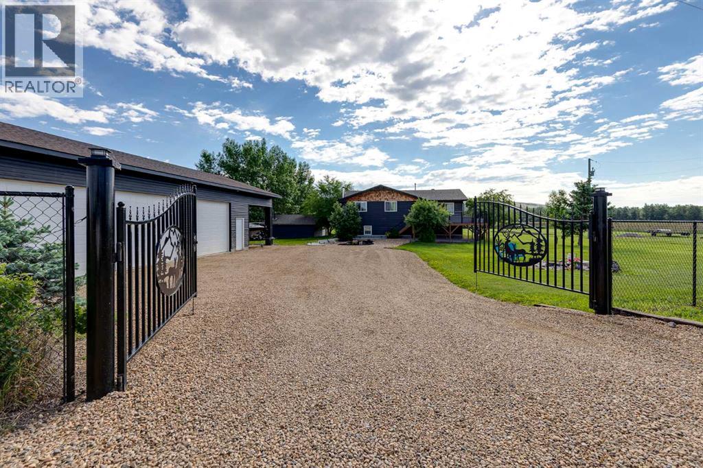 Custom gate
