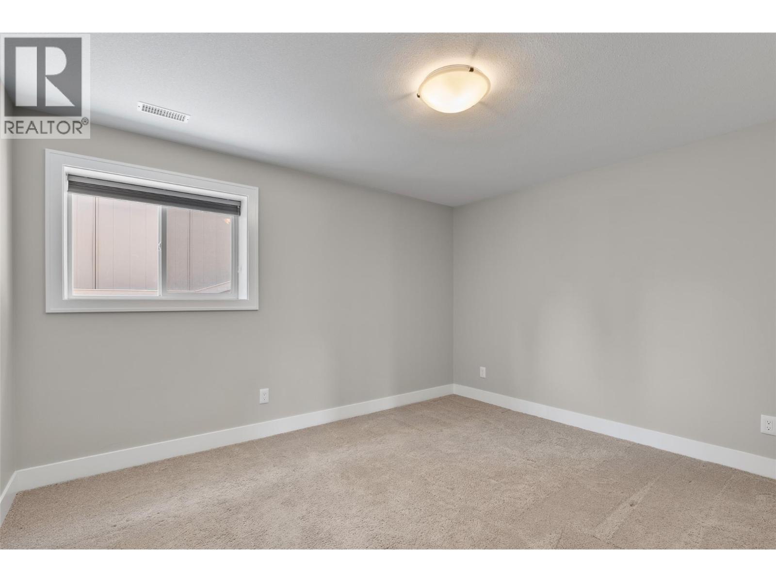 #52 1900 Irongate Place - 42