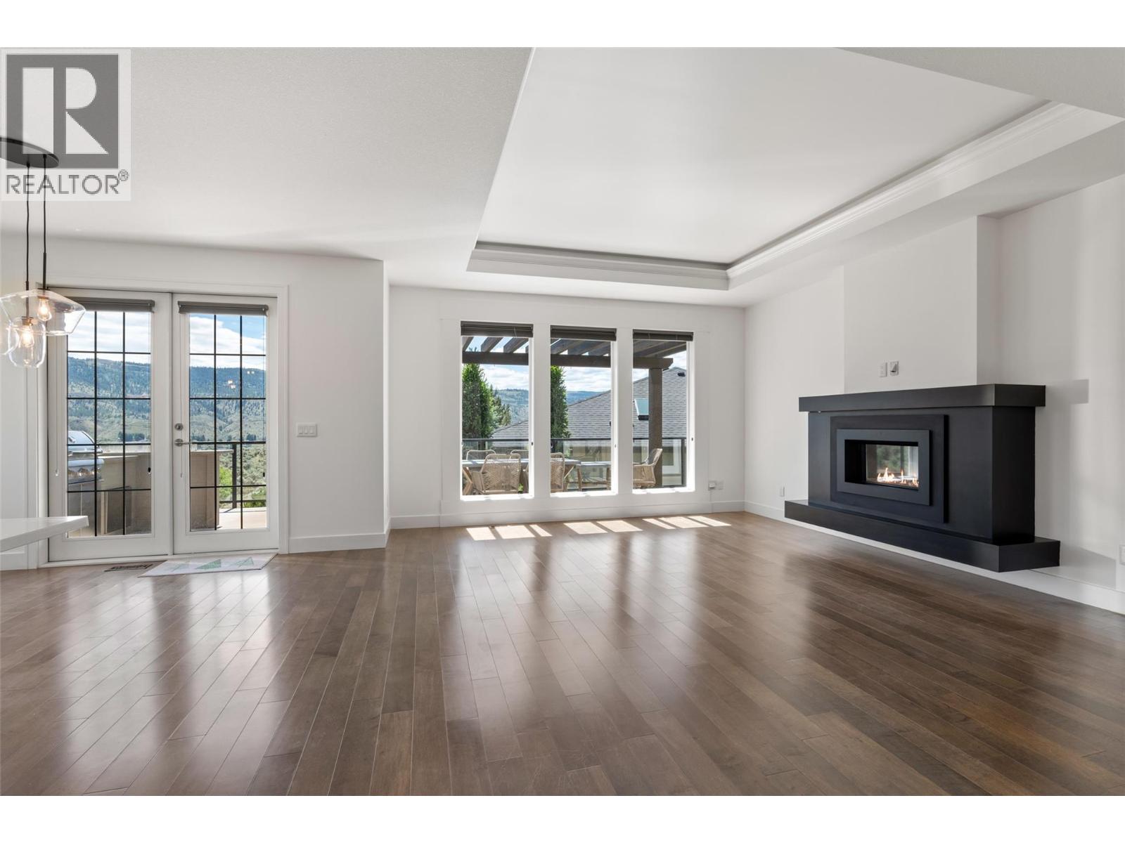 #52 1900 Irongate Place - 22