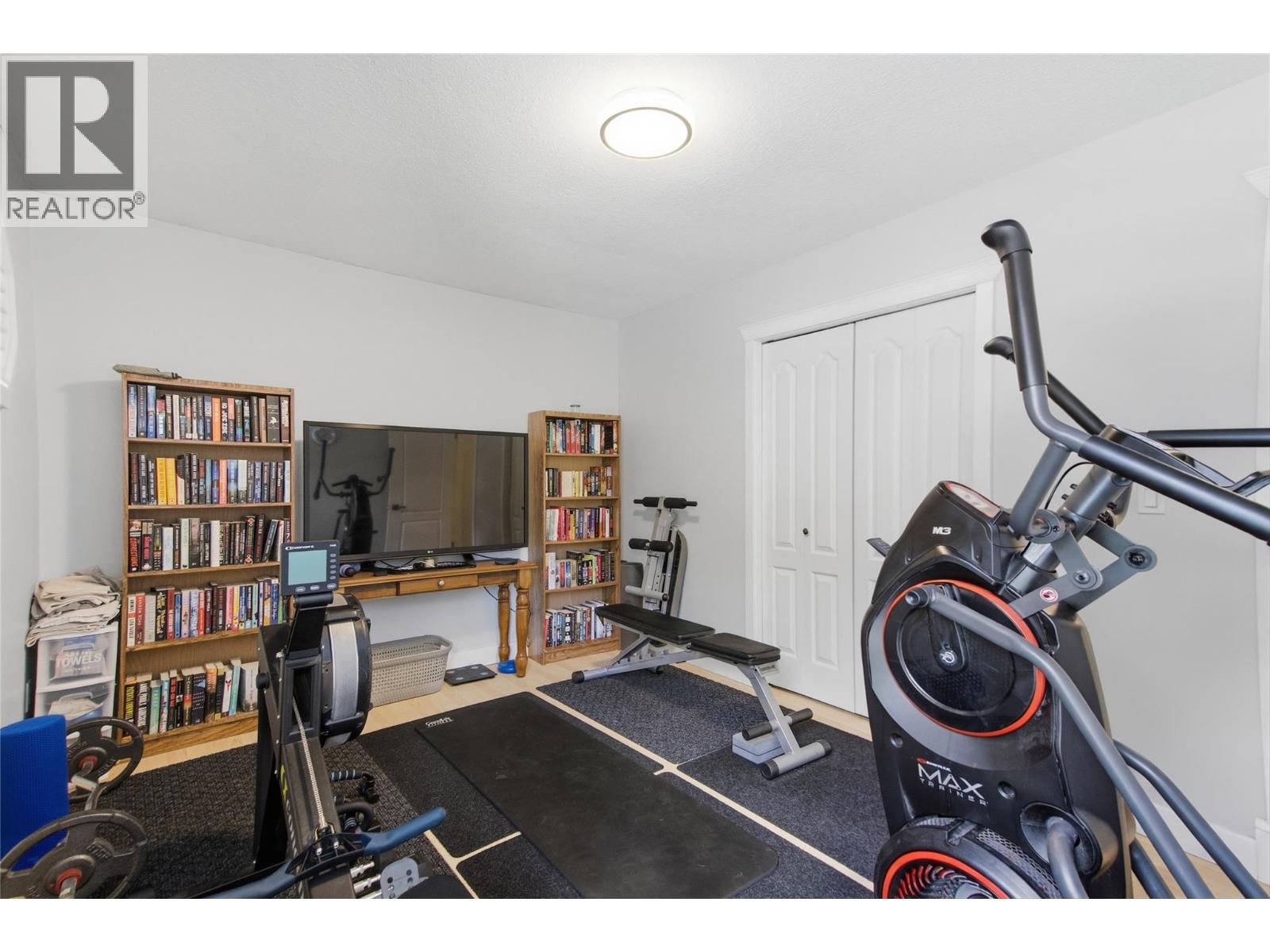1914 SEDGEWICK Drive - Image 40