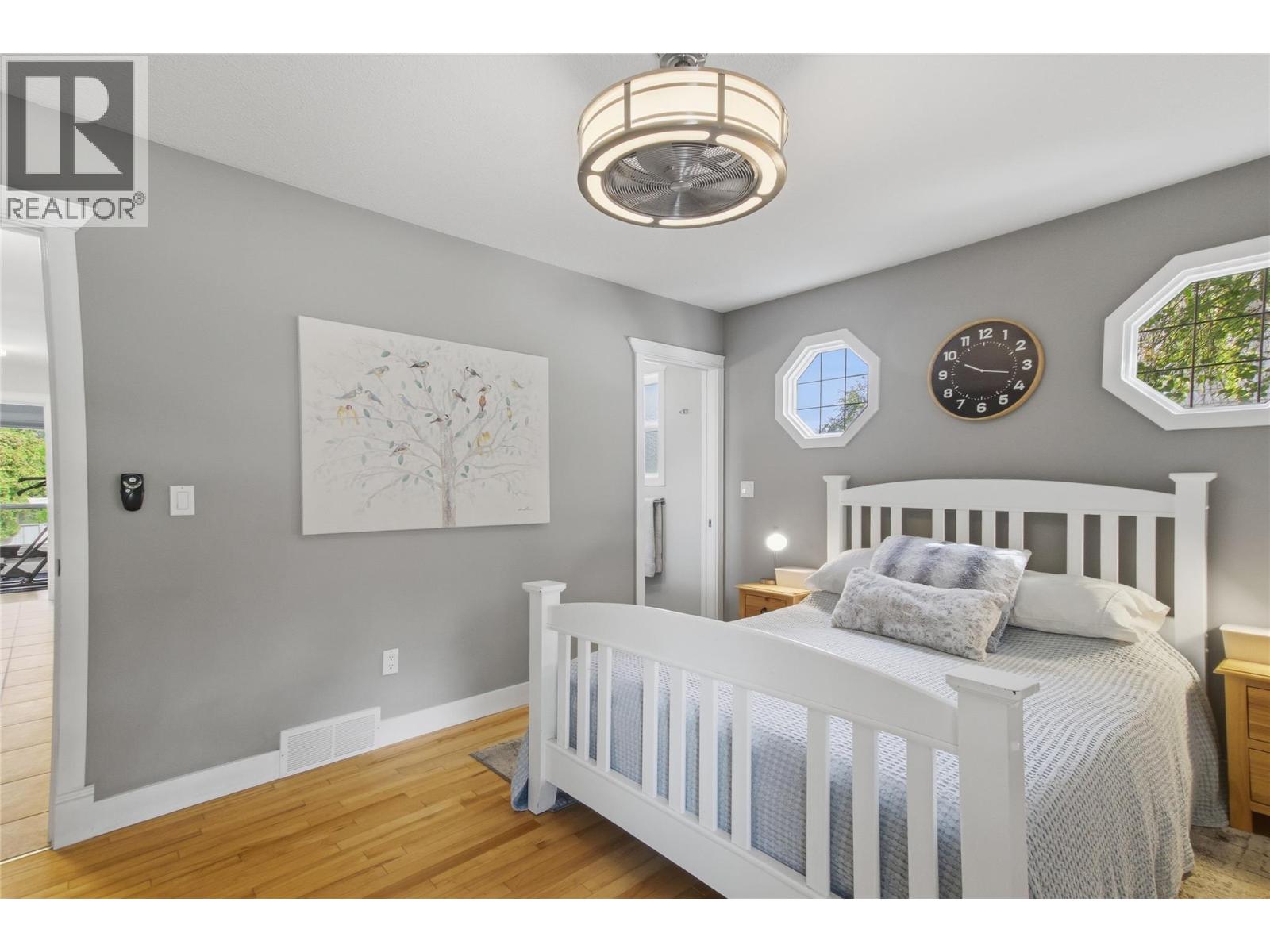 1914 SEDGEWICK Drive - 32