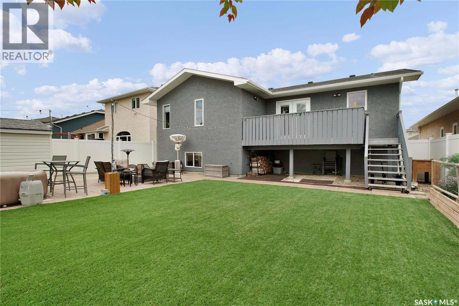 119 Pezer CRESCENT — photo 38