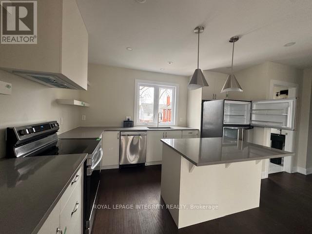 2 Bed, 2 Bath House for Rent in Ottawa – A – 9 GWYNNE AVENUE, Ottawa – MLS# X13470310 - Image 10