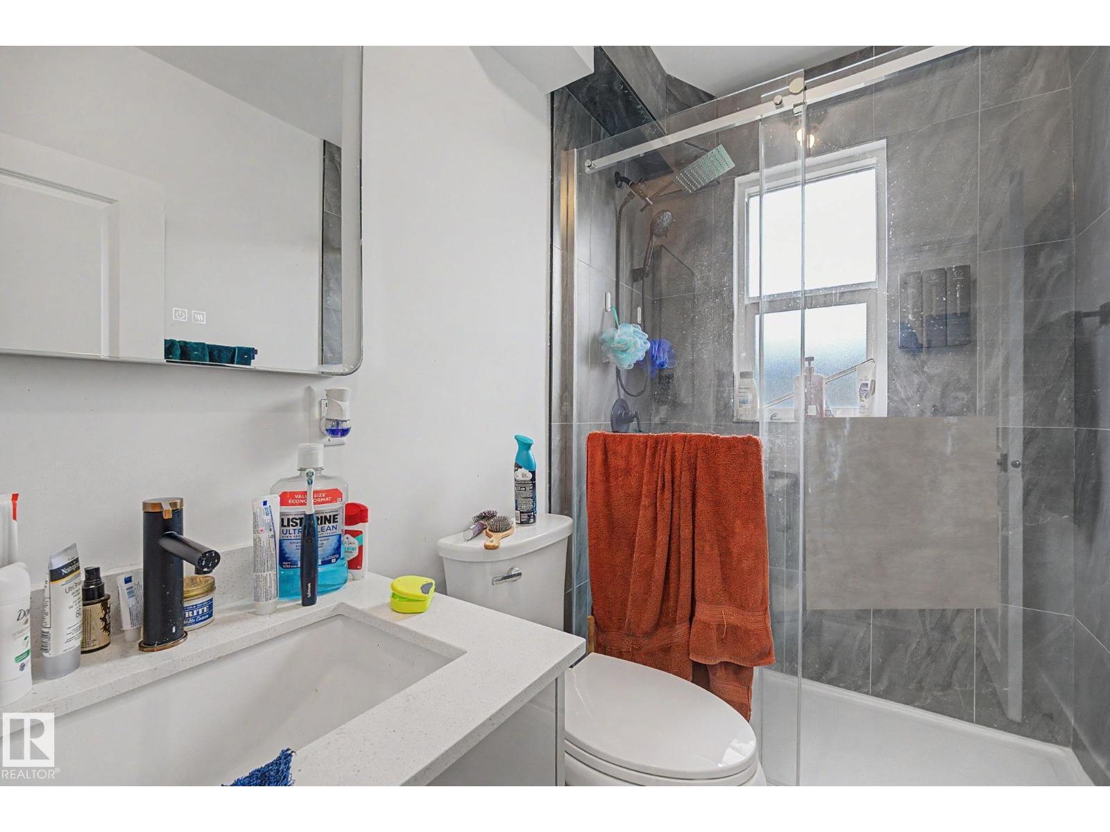11914 124 ST NW - 17