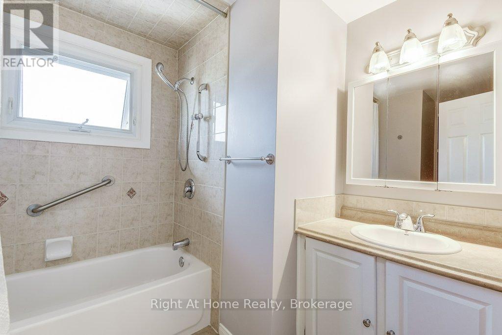 207 MONTMORENCY DRIVE - 19