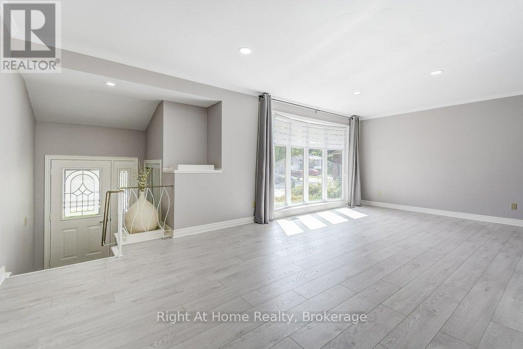207 MONTMORENCY DRIVE - 5