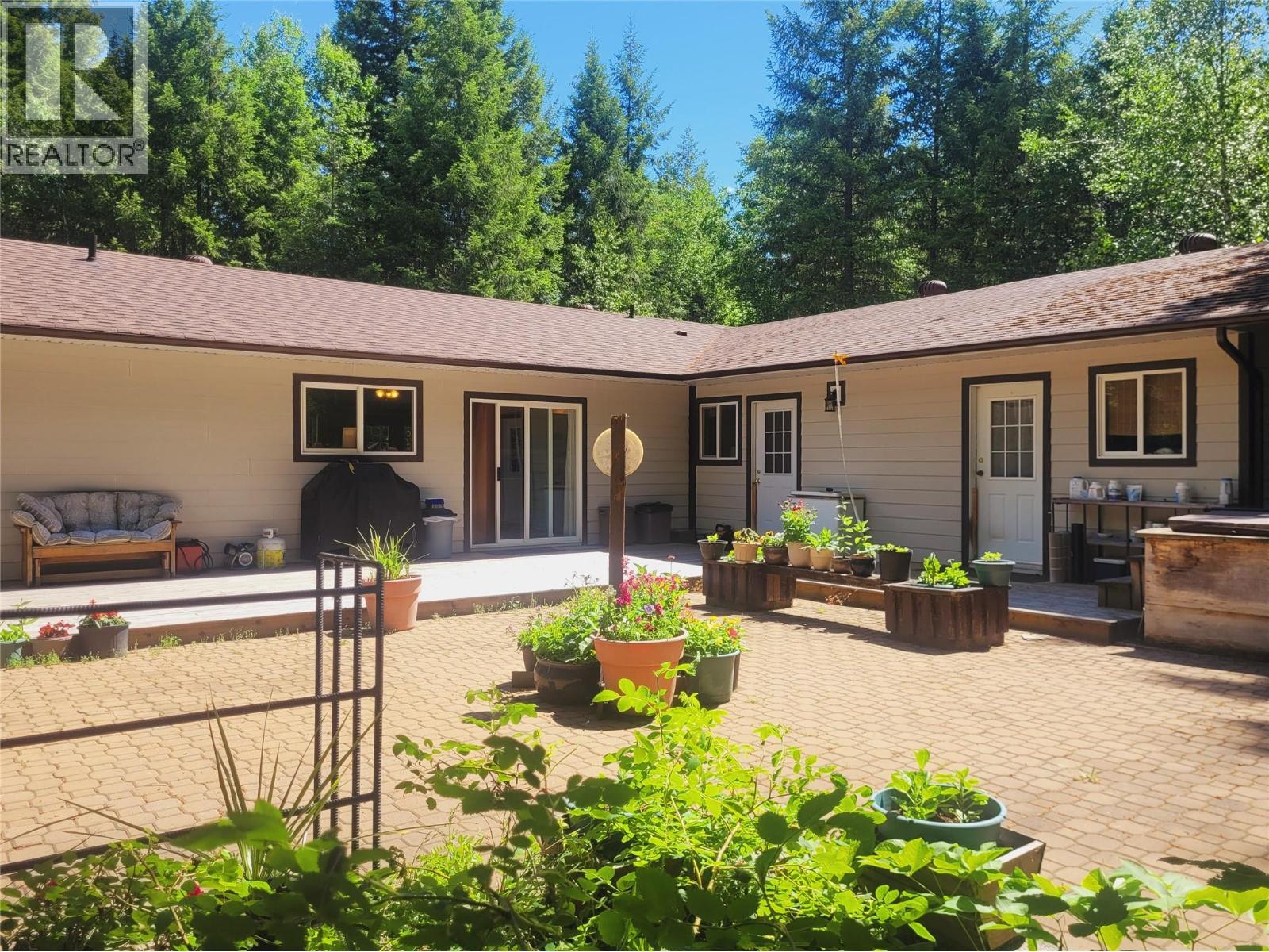 342 Schmidt Road - Image 3