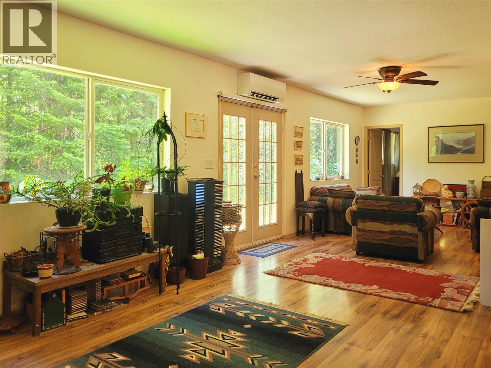 342 Schmidt Road - Image 9