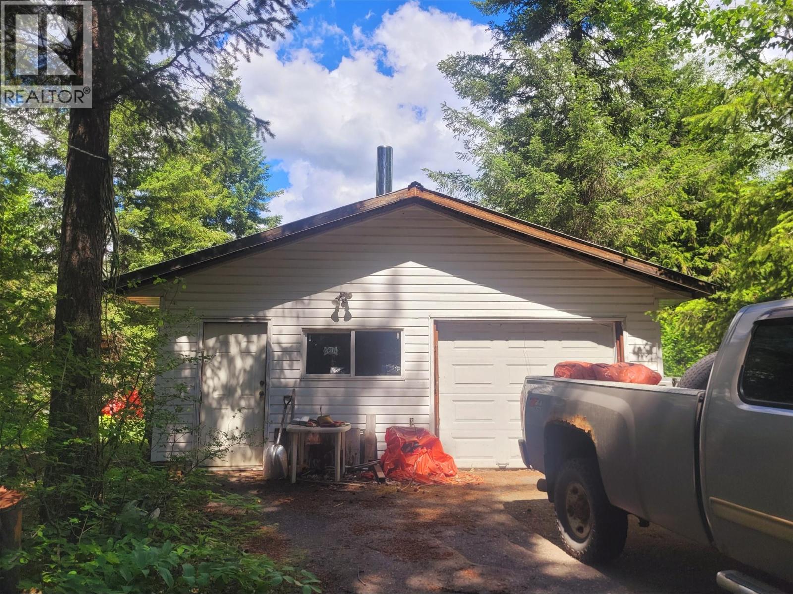 342 Schmidt Road - Image 38