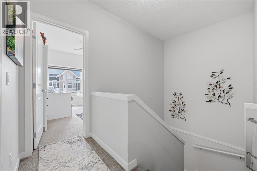 250 Fireside View, Cochrane