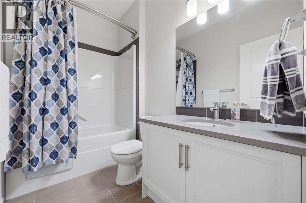 250 Fireside View, Cochrane