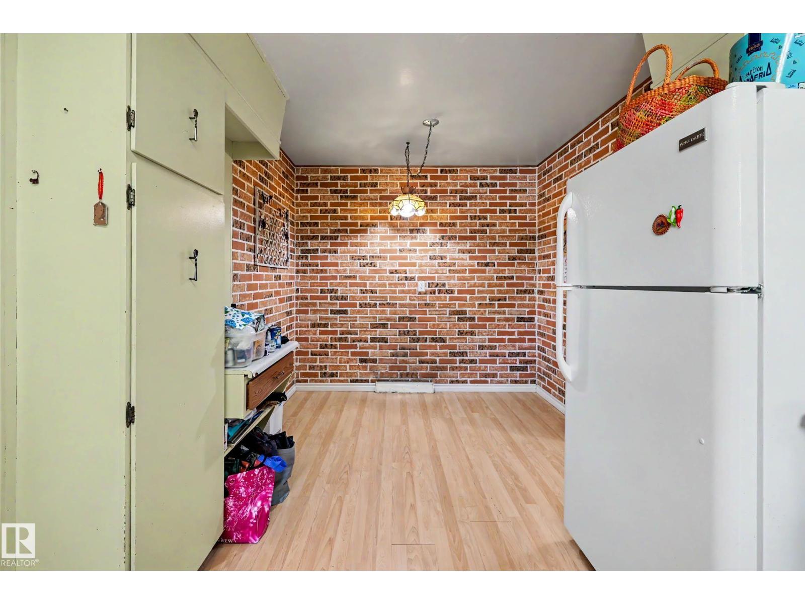 13636 122 Ave. NW NW - 18