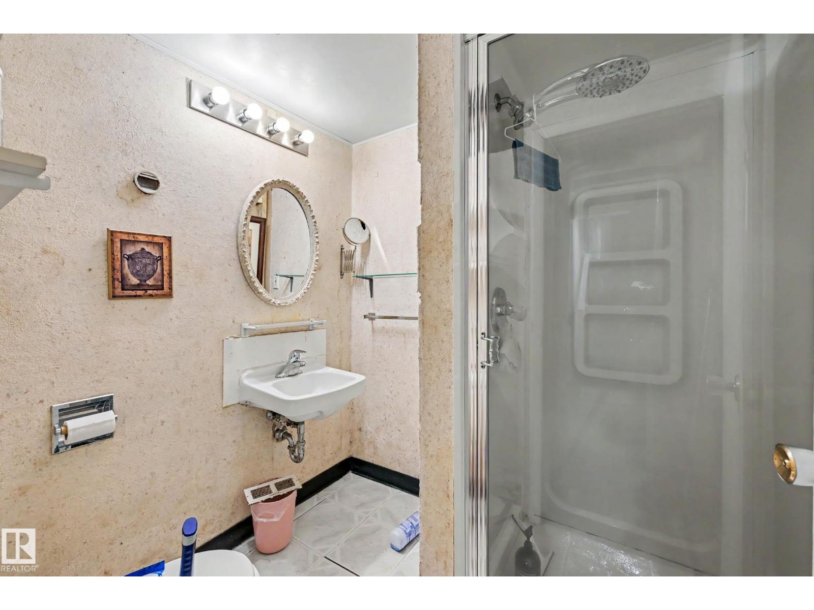 13636 122 Ave. NW NW - 19