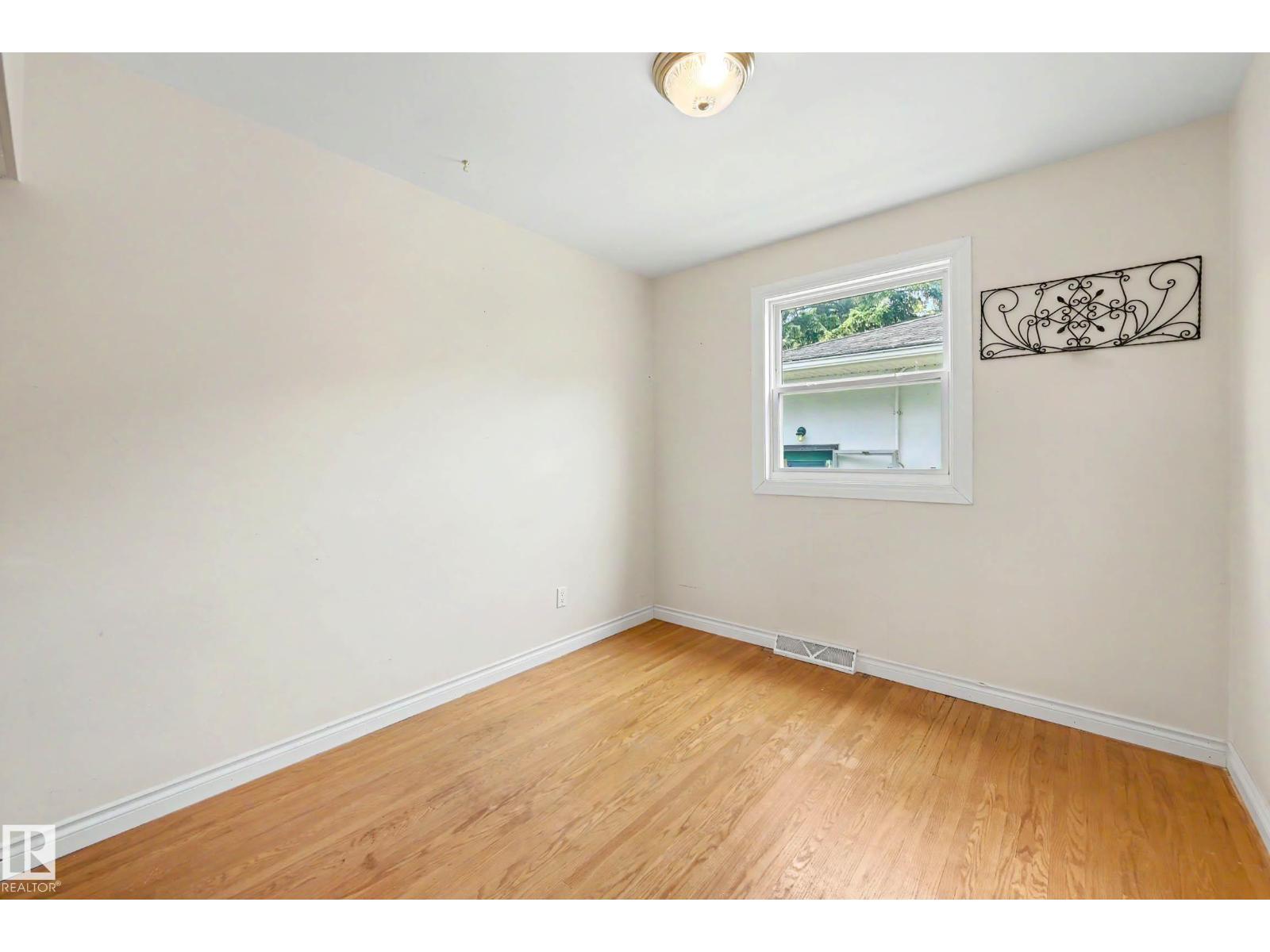 13636 122 Ave. NW NW - 26