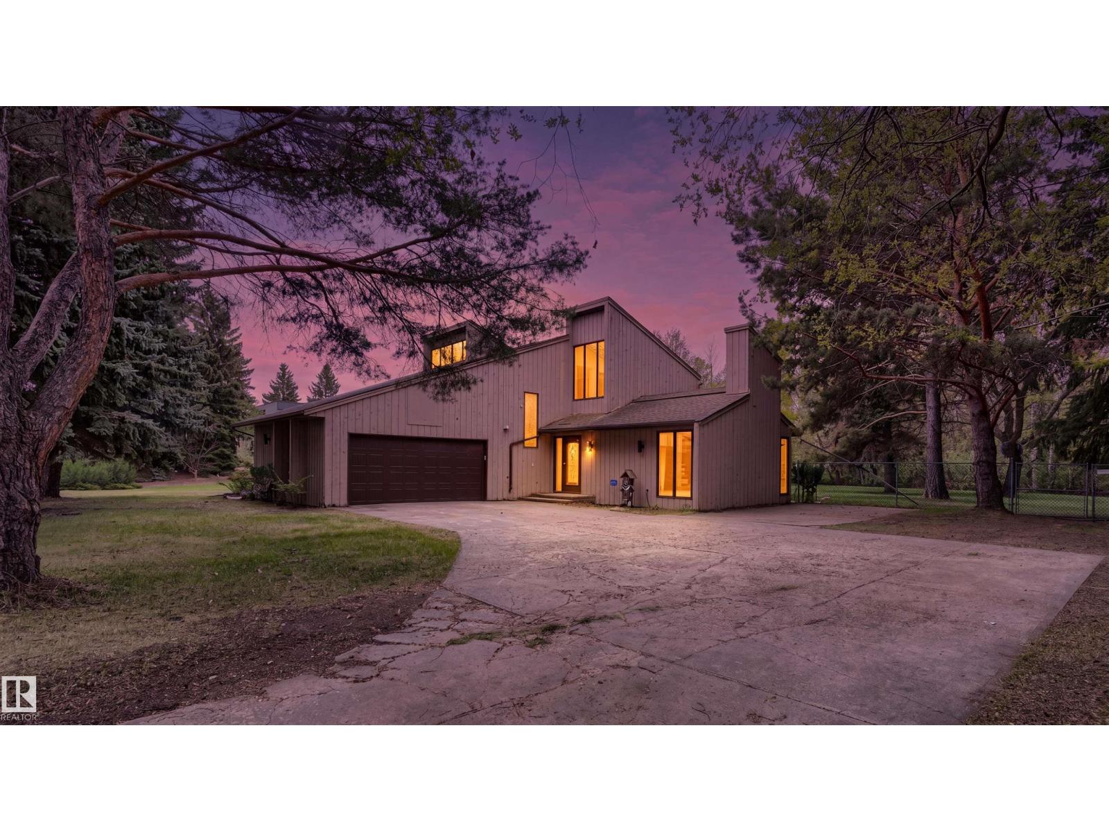 20515 5 AV SW SW - 1
