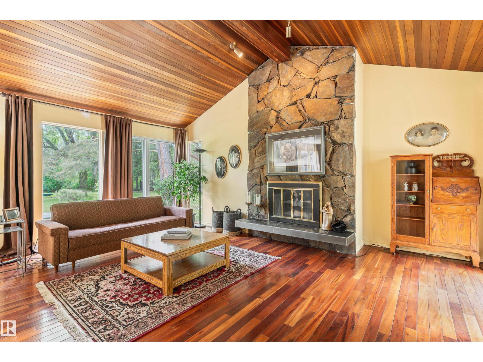 20515 5 AV SW SW - 12