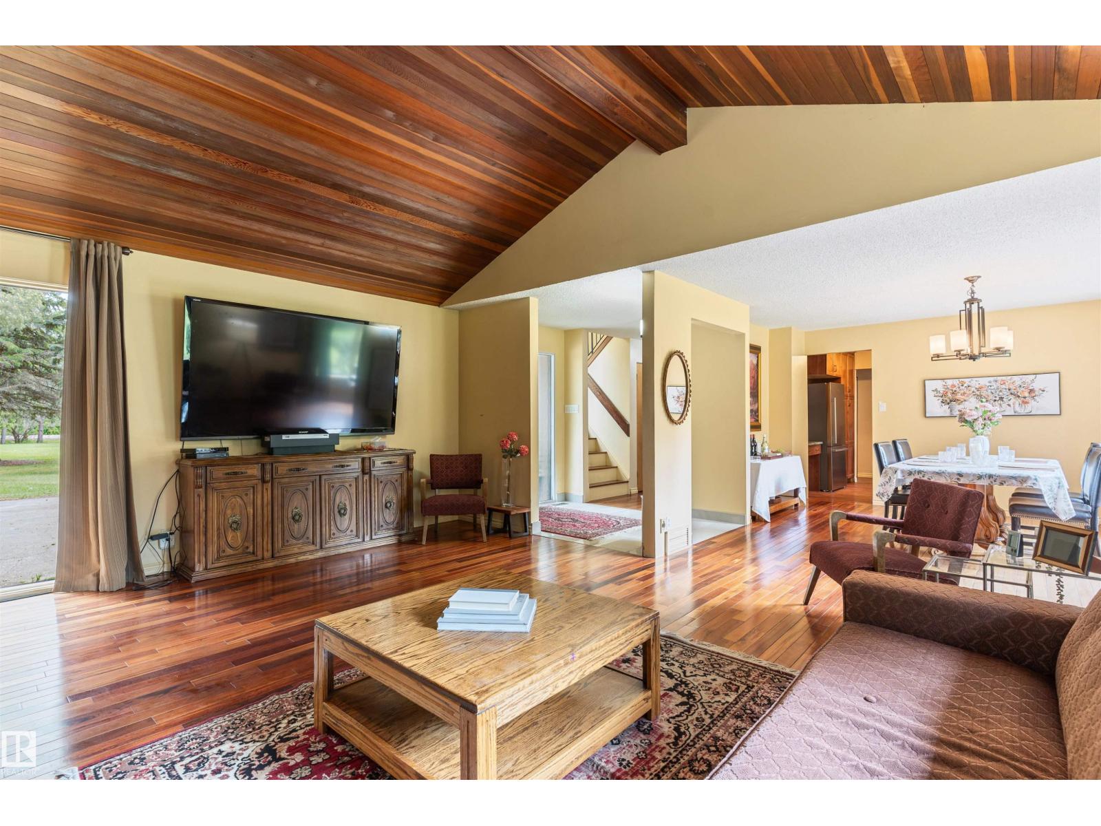 20515 5 AV SW SW - 14