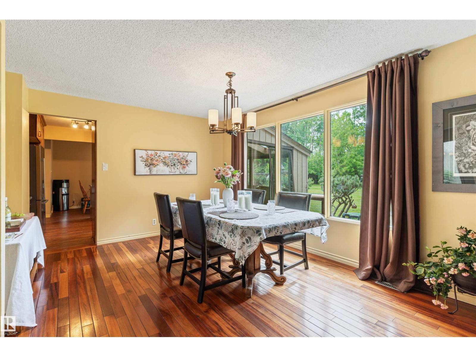 20515 5 AV SW SW - 16