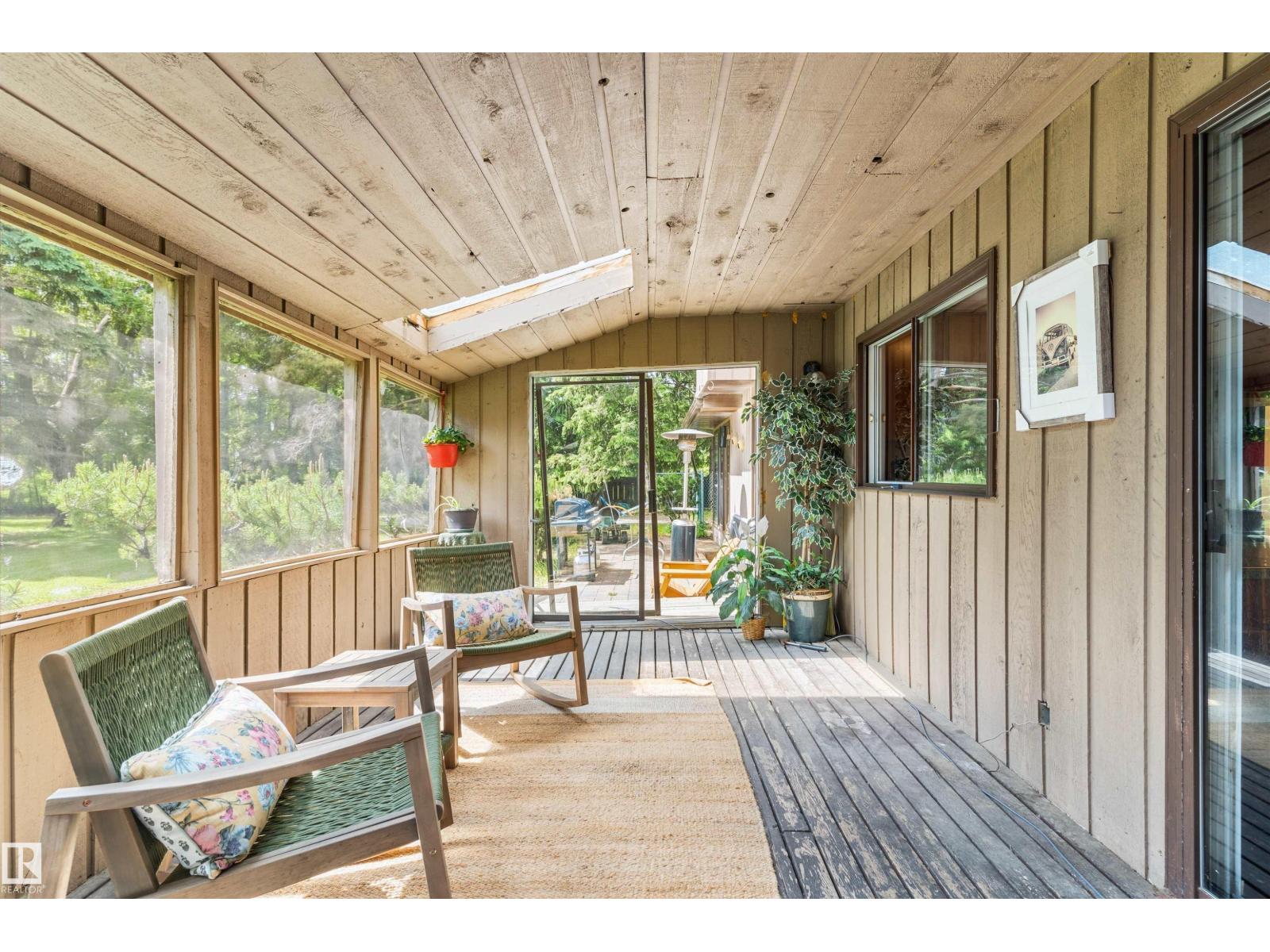 20515 5 AV SW SW - 25