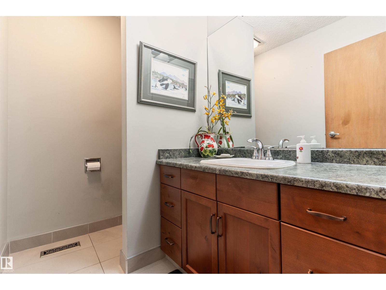 20515 5 AV SW SW - 26