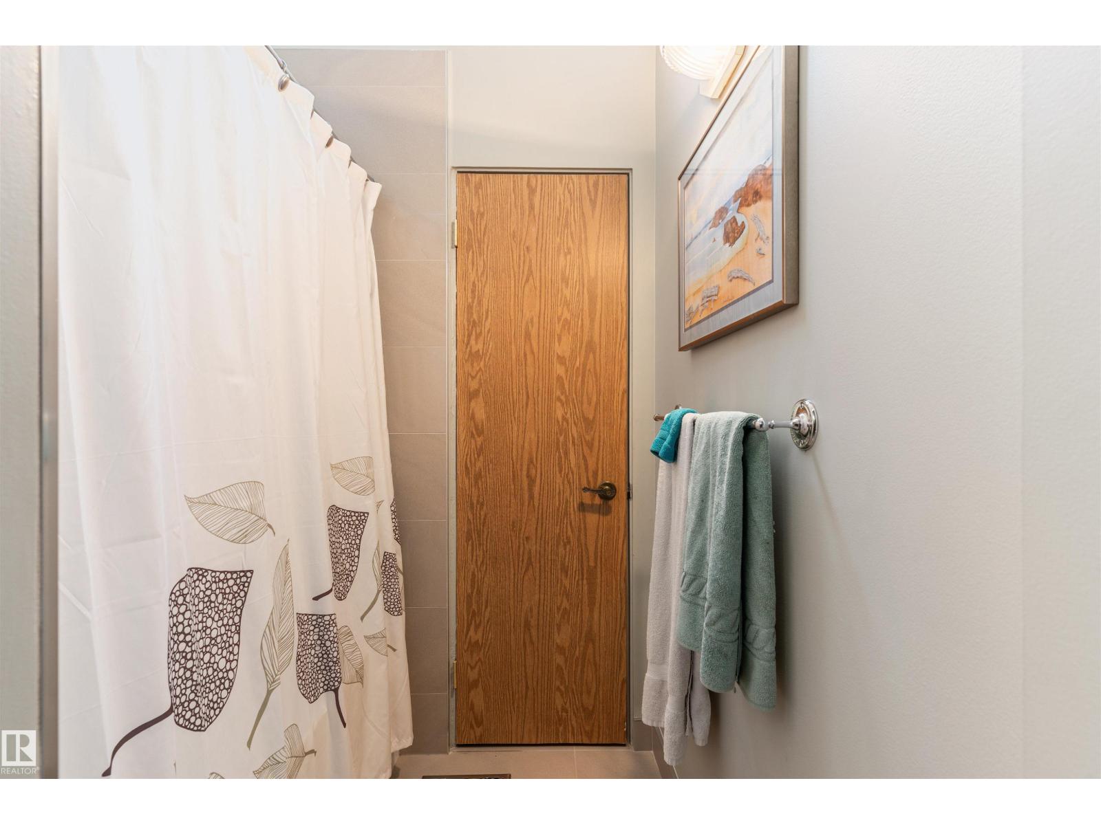 20515 5 AV SW SW - 47
