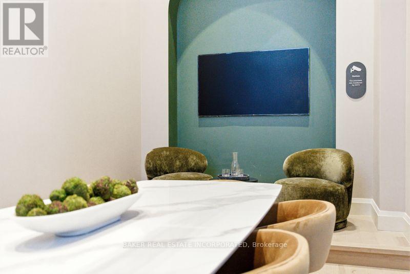 #2105 36 OLIVE AVENUE - 22