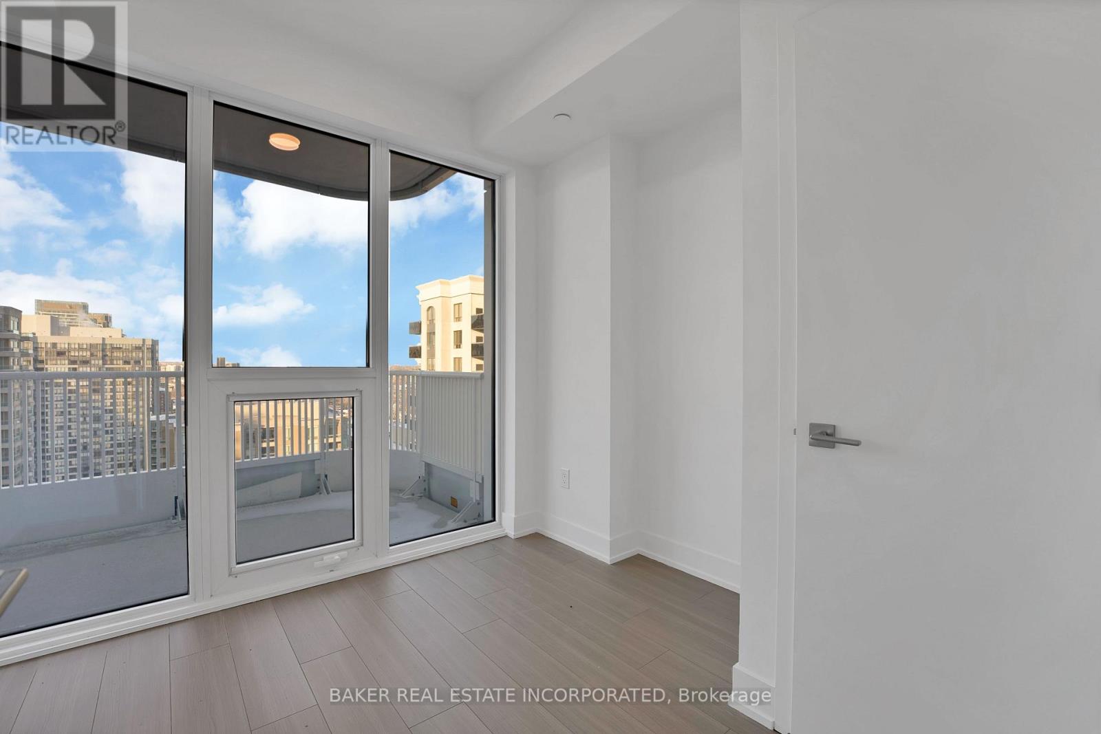 #2105 36 OLIVE AVENUE - 7