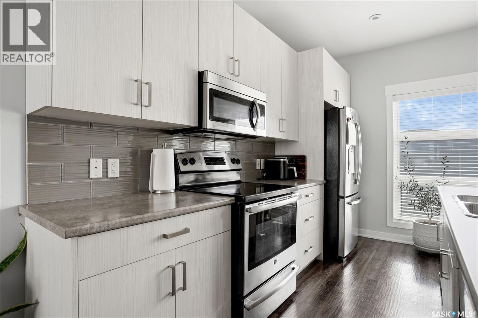 5736 Glide CRESCENT — photo 11