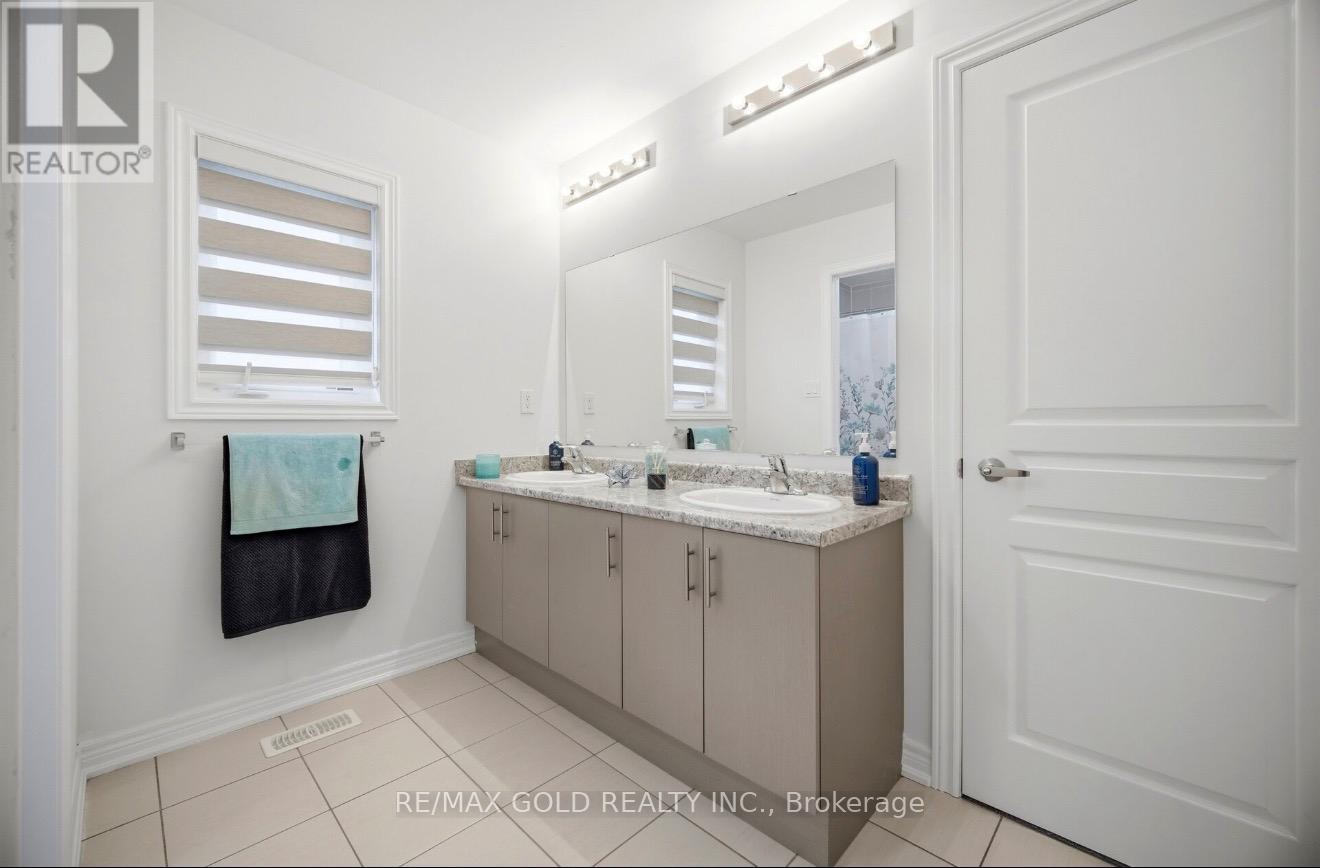 814 GREEN STREET - 12